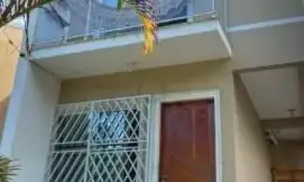 Casa com 2 quartos à venda na Rua Kiliano Hames, 437, Potecas, São José por R$ 415.000