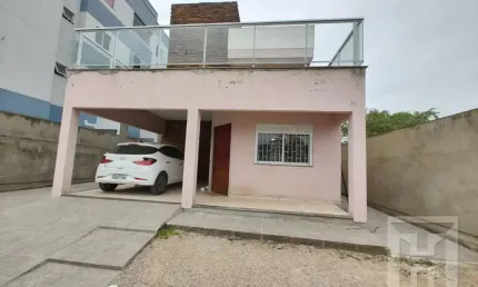 Casa com 3 quartos à venda na Rua Santa Clara, 365, Areias, São José por R$ 1.040.000