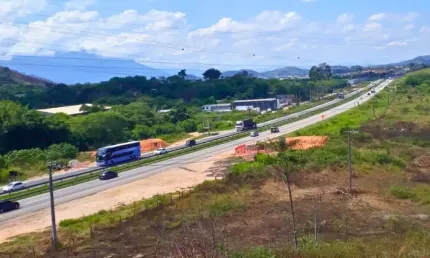 Área Comercial Estratégica na Rodovia Presidente Dutra – KM 200, entre Queimados e Nova Iguaçu/RJ**