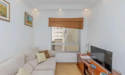 Apartamento para Venda em São Paulo, Aclimação, 2 dormitórios, 1 suíte, 2 banheiros, 1 vaga