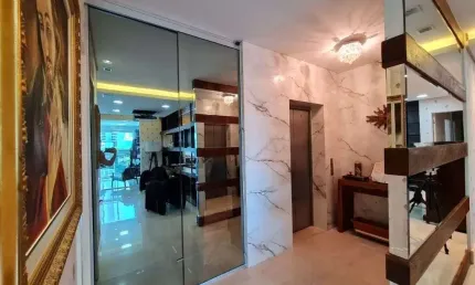AUTHENTIQUE - R$ 2.500.000,  3 suítes, 2 vagas, 220 m² - Gleba Palhano - Londrina/PR