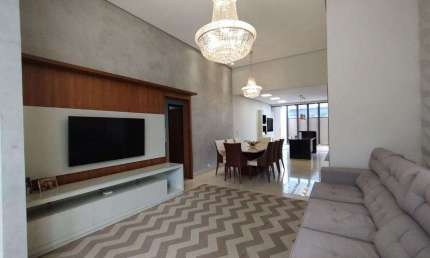 Royal Forest - Casa com 3 dormitórios (1 suíte, 2 demi) à venda, 180 m² por R$ 1.650.000 - Nova Esp