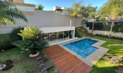 Casa com 5 quartos à venda na Avenida Gil de Abreu Souza, 2001, Esperança, Londrina