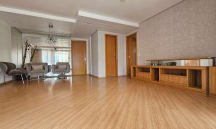 SOLAR RIVERA - R$ 1.100.000 -  Apartamento à venda, 3 dormitórios (1 Suite), 2 Vagas, 130m², Gleba