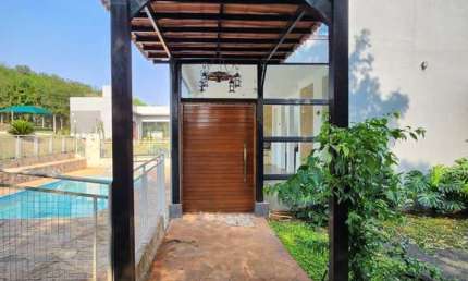 ESTÂNCIA CABRAL - R$ 1.600.000 - Casa à venda, 3 suítes, 327 m², 2000m de terreno, 13 Vagas, Londri
