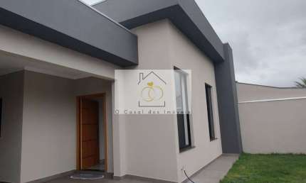 Casa Nova com Churrasqueira na Zona Oeste - 305m de Terreno