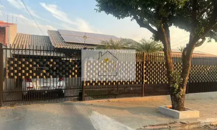 Casa Reformada e com Energia Solar no Jd Santa Monica