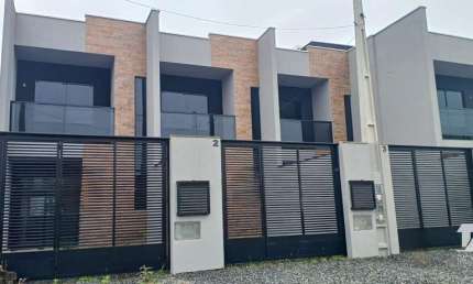 Casa com 2 quartos à venda na Rua Benedito Novo, Ubatuba, São Francisco do Sul