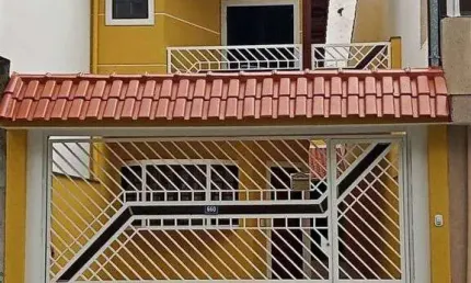 Sobrado à venda com 124m², 3 quartos (1 suíte) e duas vagas - Continental II - Guarulhos/SP