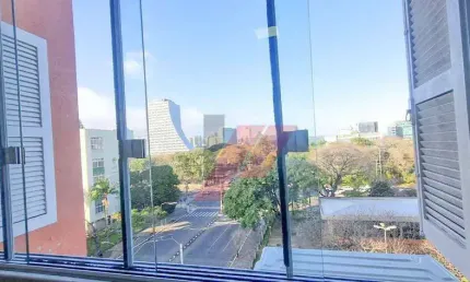Apartamento com 1 dormitório à venda, 50 m² por r$ 480.000,00 - centro - porto alegre/rs