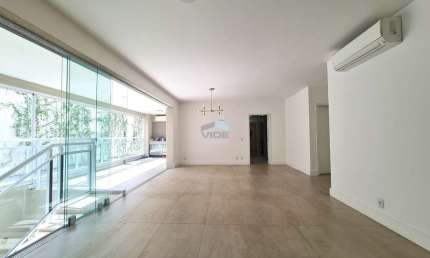 Apartamento de luxo em condomínio, 3 suítes, 4 vagas no Cambuí - Campinas-SP  Rua tranquila e nobre.