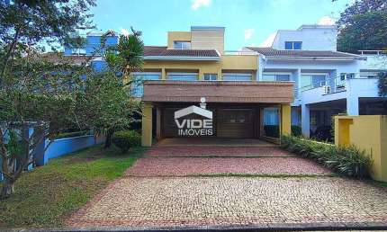 Casa com 3 suítes (1 suíte térrea) à venda no Taquaral