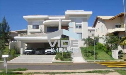 Casa de Luxo em Condomínio no Alphaville D Pedro - Campinas: 4 Quartos, 4 Suites, 362m² de Área! Venha Conhecer!