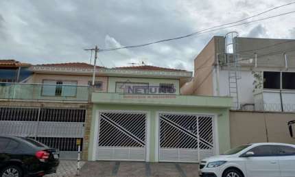 Sobrado espaçoso na Vila Medeiros com 03 dorms, 01 suite, sala 02 ambientes, 02 vagas, ótimo local.