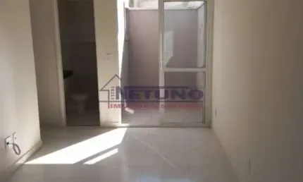 Excelente oportunidade na Parada Inglesa com dois dorms, sala, cozinha e uma vaga.
