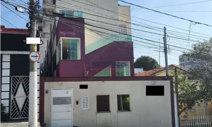 Condomínio  na Penha com 02 dorms, sala, cozinha, wc social, lavanderia