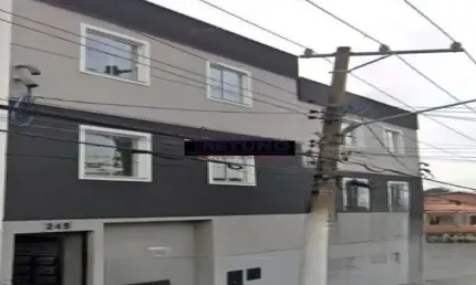 Condomínio na Vila Basiléia com 01 dorm, sala de estar, cozinha, lavanderia, (sem vaga) ótimo local