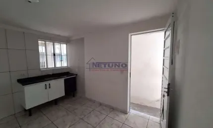 Casa com 2 quartos para alugar na Vila Medeiros, São Paulo 