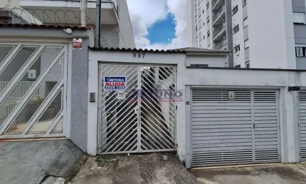 Casa com 2 quartos para alugar na Vila Gustavo, São Paulo 