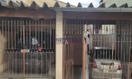 Casa térrea na vila medeiros, 02 dorms, sala, cozinha, wc e 02 vagas- e + edicula com wc nos fundos