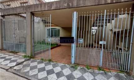 Casa térrea na Vila Medeiros com 03 dorms, 01 suite, sala 02 ambientes, cozinha,  03 wcs, 03 vagas.