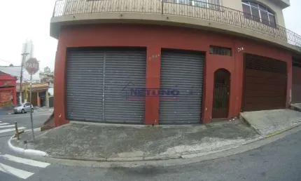 Salão com aproximadamente 100m² e  2 banheiros  - Vila Medeiros