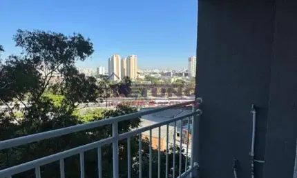 Apartamento com 2 quartos, sala, cozinha, banheiro com sacada