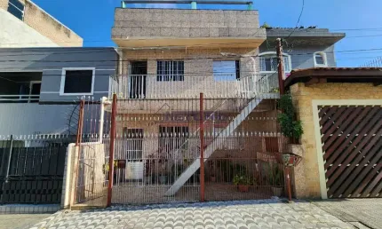 Casa com 2 quartos para alugar na Vila Medeiros, São Paulo 
