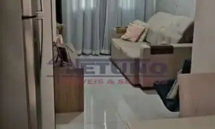 Condomínio seminovo na vila nivi com 02 dorms, sala de estar, cozinha, lavanderia, banheiro, 01 vaga