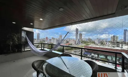 Apartamento com 350 m², 3 suítes, próximo ao parque parahyba no aeroclube.