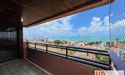 Apartamento com 2 quartos próximo do mar na praia do Poço