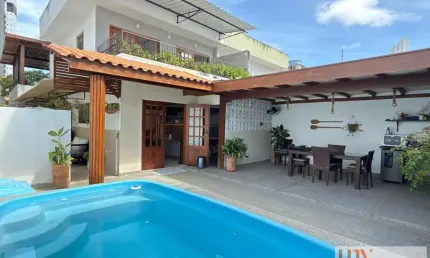 Casa com 3 quartos e piscina em ótima localização no Bessa/Jardim Oceania
