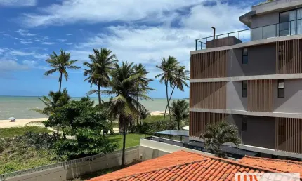 Flat novo pé na areia e com vista para o mar no setai aquaramis