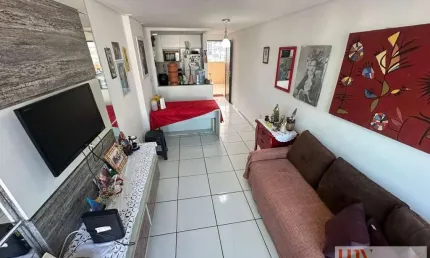 Apartamento com 2 quartos a poucos metros da praia no cabo branco
