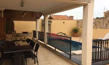 Casa com 4 dormitórios à venda, 600 m² por R$ 1.380.000,00 - Santa Cruz - Americana/SP
