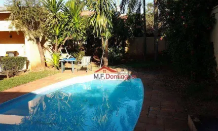 Sobrado com 3 dormitórios à venda, 452 m² por R$ 1.600.000,00 - Iate Clube de Americana - Americana/SP