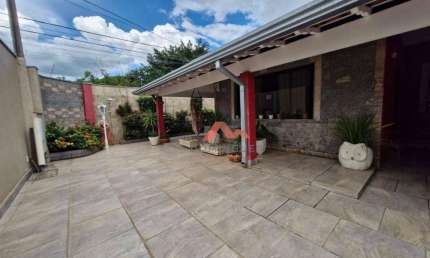 Casa com 2 dormitórios à venda, 120 m² por R$ 690.000,00 - São Manoel - Americana/SP