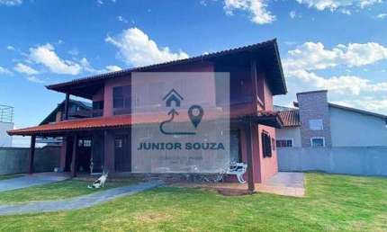 Casa para Venda em Imbituba, Centro, 3 dormitórios, 1 suíte, 2 banheiros, 3 vagas