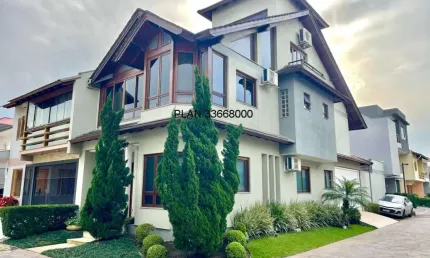 Casa de luxo em condomínio no ecoville, porto alegre-rs: 3 quartos, 3 suítes, 3 salas, 4 banheiros, 4 vagas de garagem, 223,97 m².