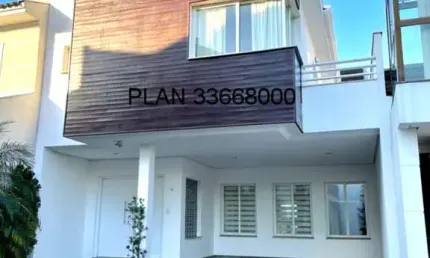 Casa de luxo no Condomínio Ecoville: 3 quartos, 1 suíte, 3 salas, 4 banheiros, 4 vagas, 229,53 m² - Porto Alegre-RS.