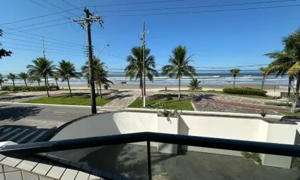Apartamento com Vista ao Mar em Praia Grande Solemar