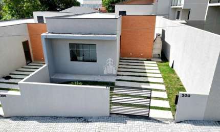 Casa com 3 quartos à venda na Alagoas, 300, Itaqui, Campo Largo por R$ 389.000