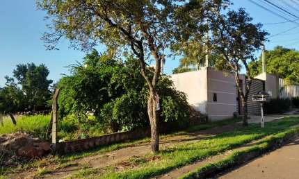 Terreno à venda na Rua Pioneiro João José Bortolatto, 170, Parque Tarumã, Maringá