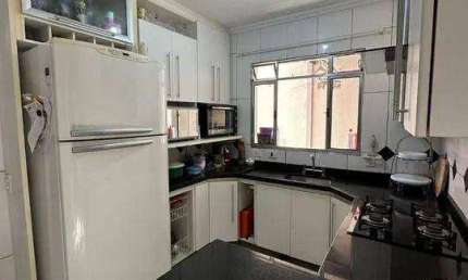 Sobrado com 3 dormitórios para alugar, 140 m² por R$ 4.508/mês - Demarchi - São Bernardo do Campo/SP
