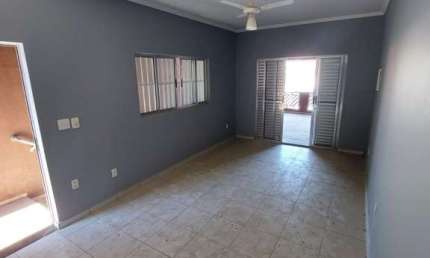 Casa com 2 Dorms e 2 vagas de garagem à Venda em Mogi das Cruzes