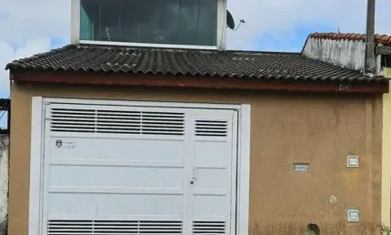 Casa com 2 Dorms e 2 vagas de garagem à Venda em Suzano