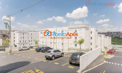 Apartamento com 2 Dorms e Quintal para Locação em Suzano.