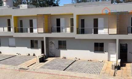 Casa de Condomínio á venda no Jardim Modelo em Suzano
