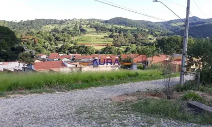 Terreno à venda no Centro, Florestal 