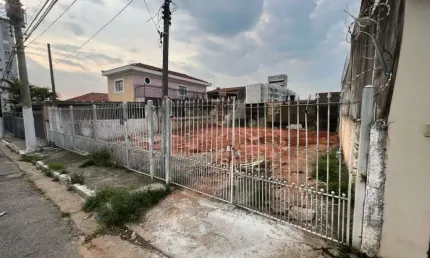 Terreno à venda na Vila Santa Terezinha (Zona Norte), São Paulo 